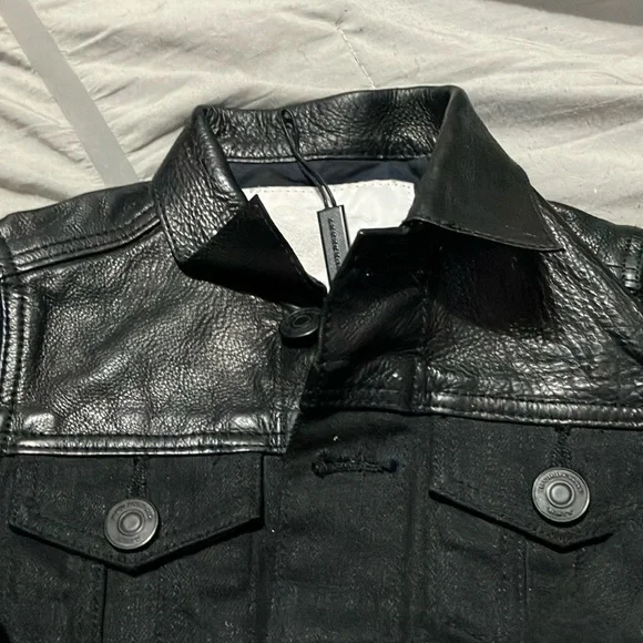 Black Leather Accent Jacket Burberry worn once ! - Picture 2 of 5